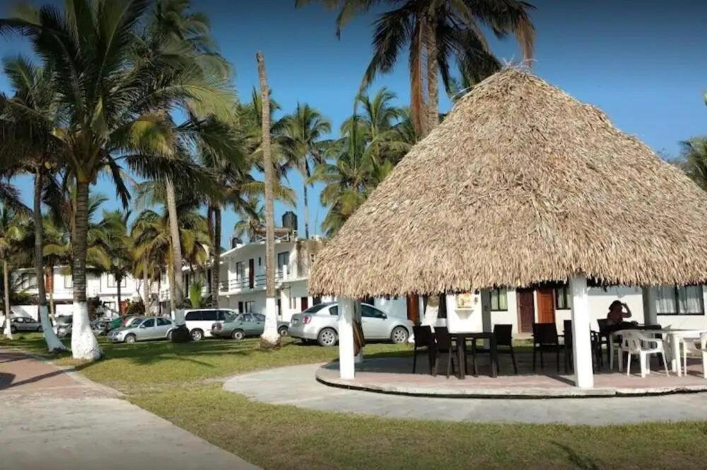 Hotel Mariam 特科卢特拉 外观 照片